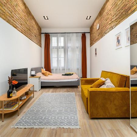 Downtown Apartment 2 Minutes From Opera House Boedapest Buitenkant foto