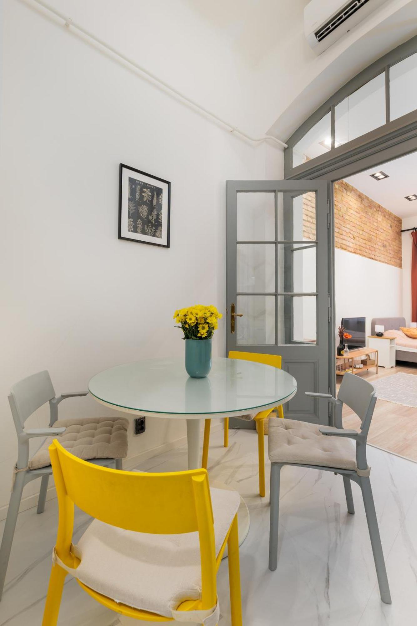 Downtown Apartment 2 Minutes From Opera House Boedapest Buitenkant foto
